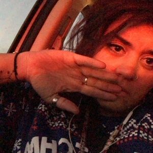 Meet your Posher, Ari